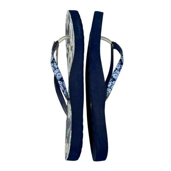 BRIGHTON Blue Floral Embossed Crystal Rhinestone Sandals Thongs Flip Flops Sz 10 - Picture 7 of 10